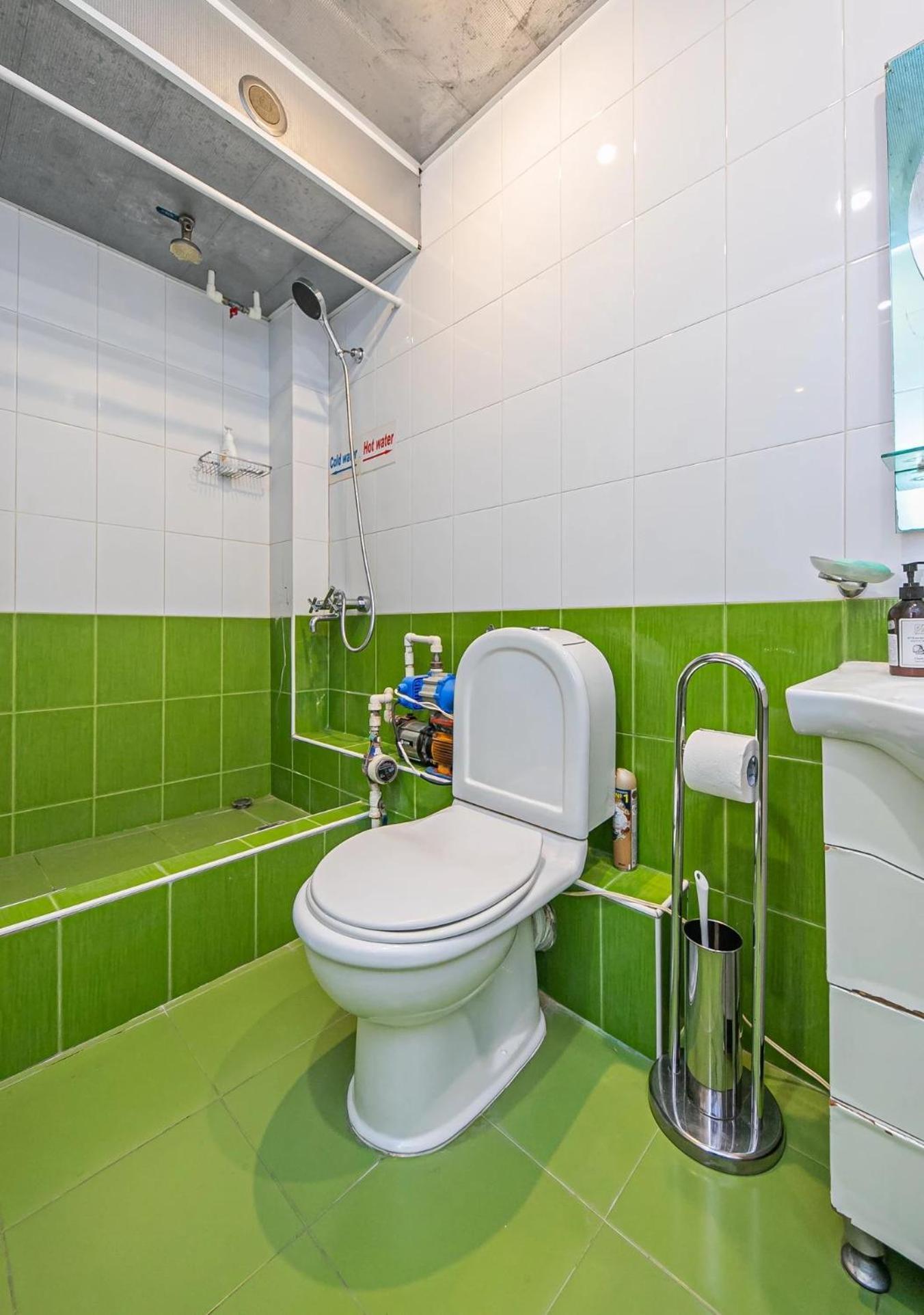 Super Location - Shared Bathroom And Kitchen Ereván Exterior foto